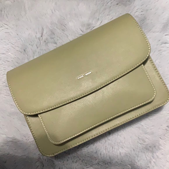 Brand New Vegan Leather Purse - Picture 2 of 7